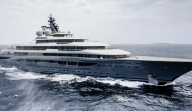 Flying Fox Yacht