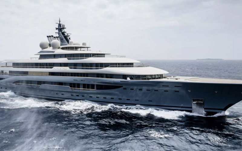 Flying Fox Yacht